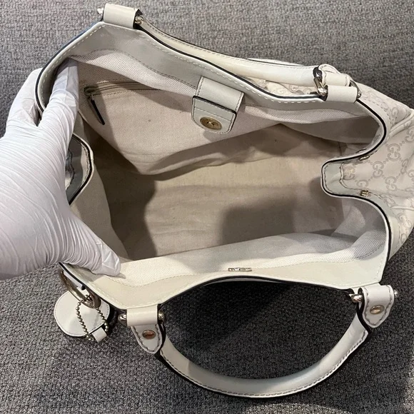 Authentic Gucci GG Guccissima Sukey Medium - Ivory - Picture 7 of 16
